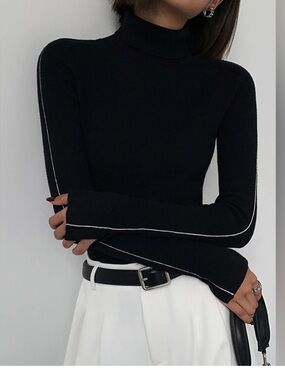 COMMENSE Contrast Piping Turtleneck Sweater Top Size M Navy NWT Chic Preppy 90s